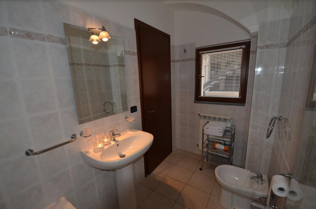 Lake Como View Apartement Allegro Аккуазериа Номер фото
